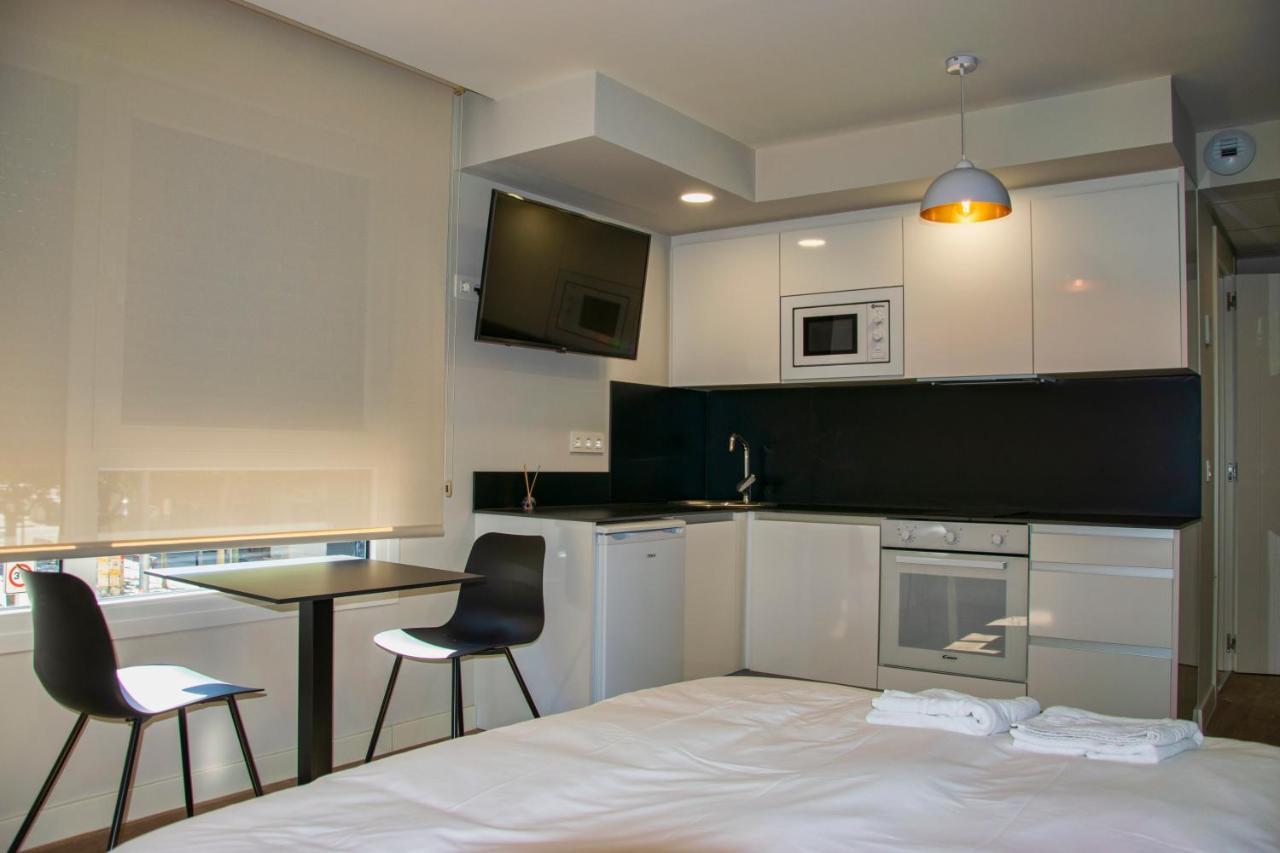 Aparthotel Essenzia De Castilla اراندا دي دويرو المظهر الخارجي الصورة