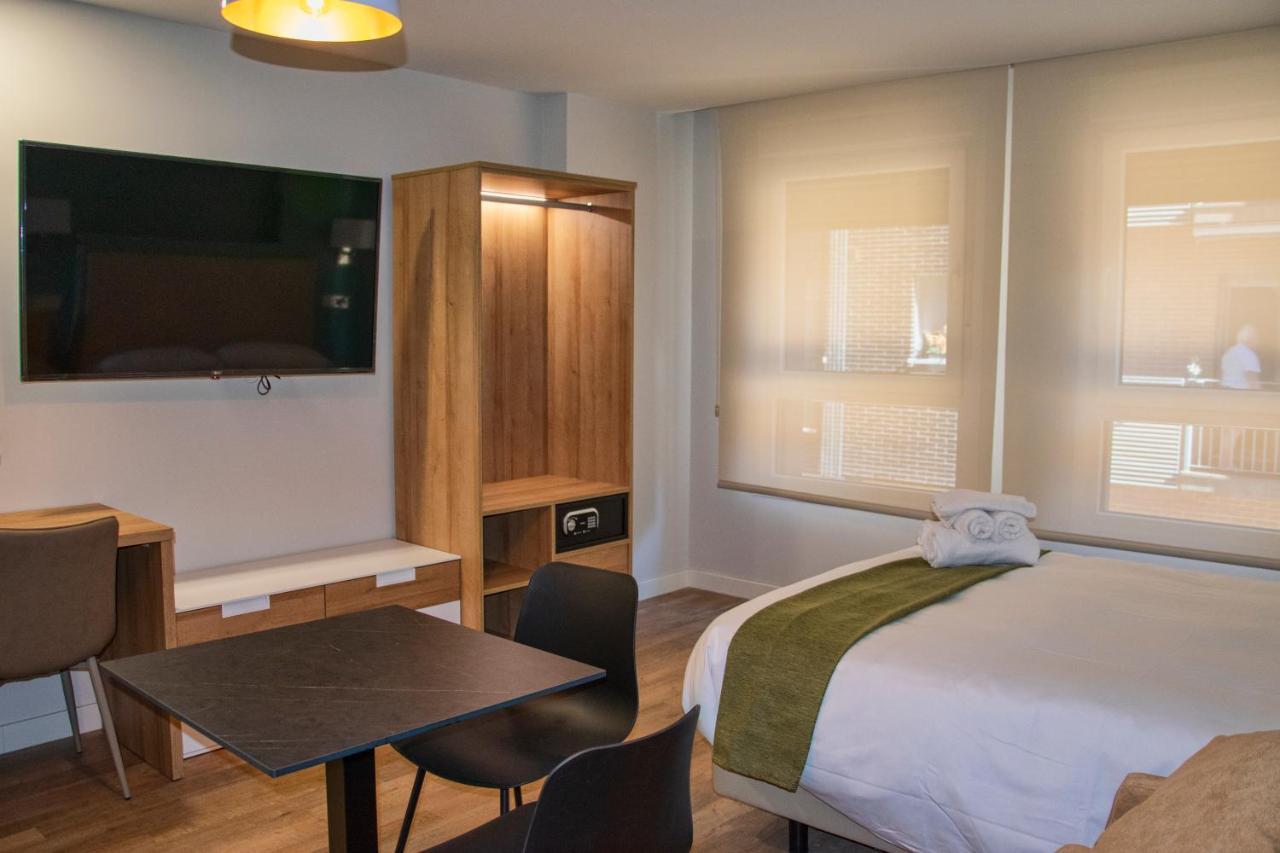 Aparthotel Essenzia De Castilla اراندا دي دويرو المظهر الخارجي الصورة