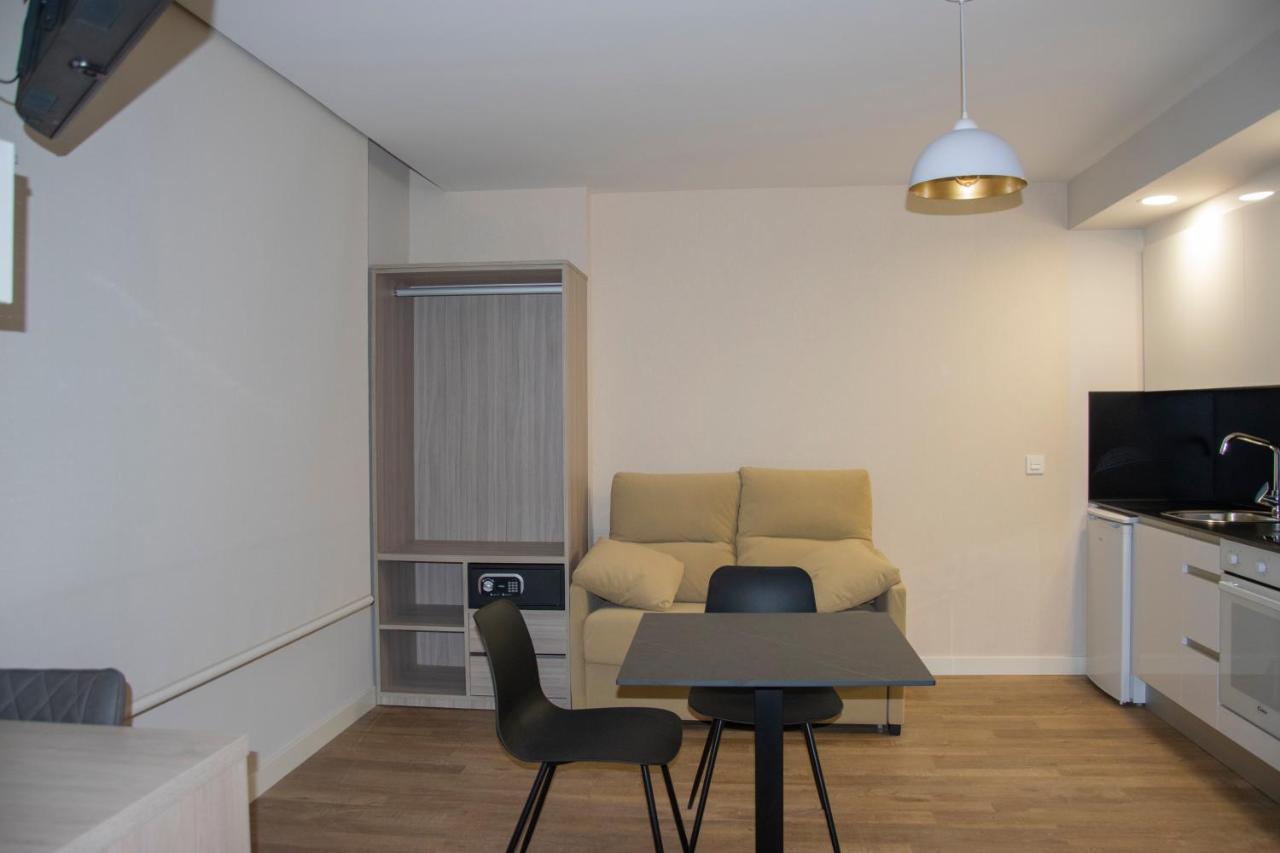 Aparthotel Essenzia De Castilla اراندا دي دويرو المظهر الخارجي الصورة