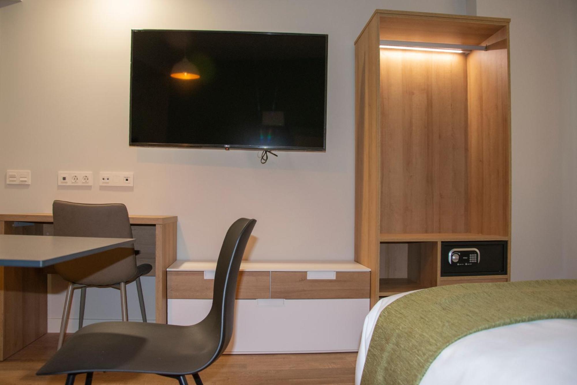 Aparthotel Essenzia De Castilla اراندا دي دويرو المظهر الخارجي الصورة