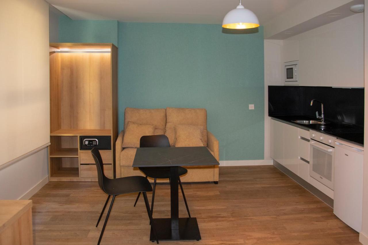 Aparthotel Essenzia De Castilla اراندا دي دويرو المظهر الخارجي الصورة